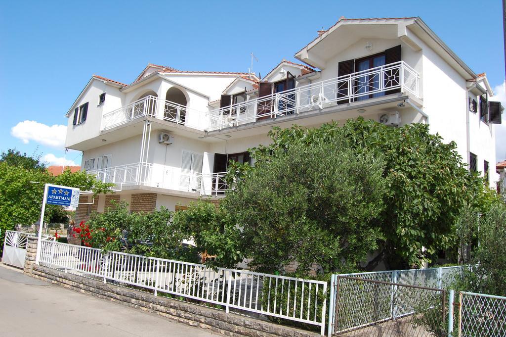Apartments Bojanic Vodice Extérieur photo