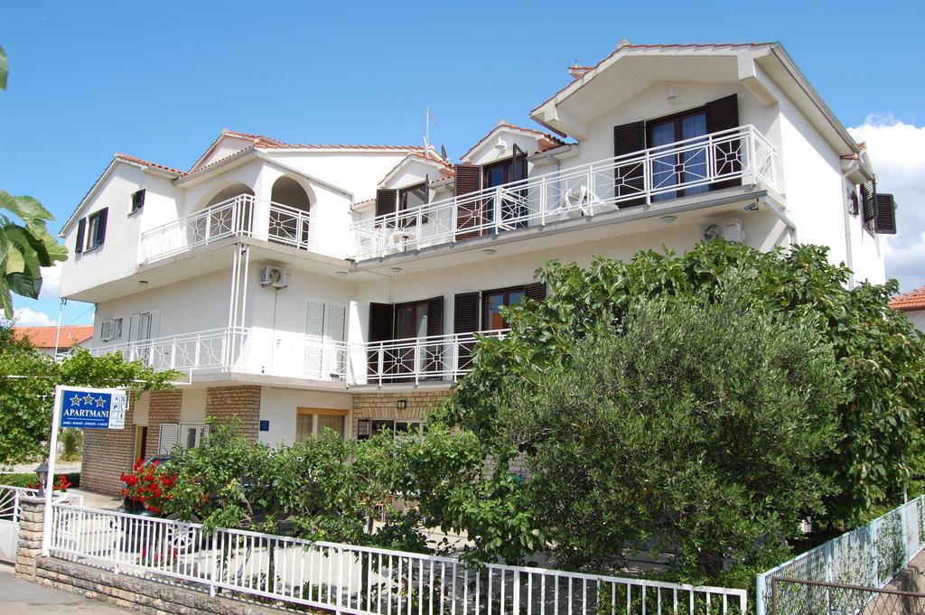 Apartments Bojanic Vodice Extérieur photo