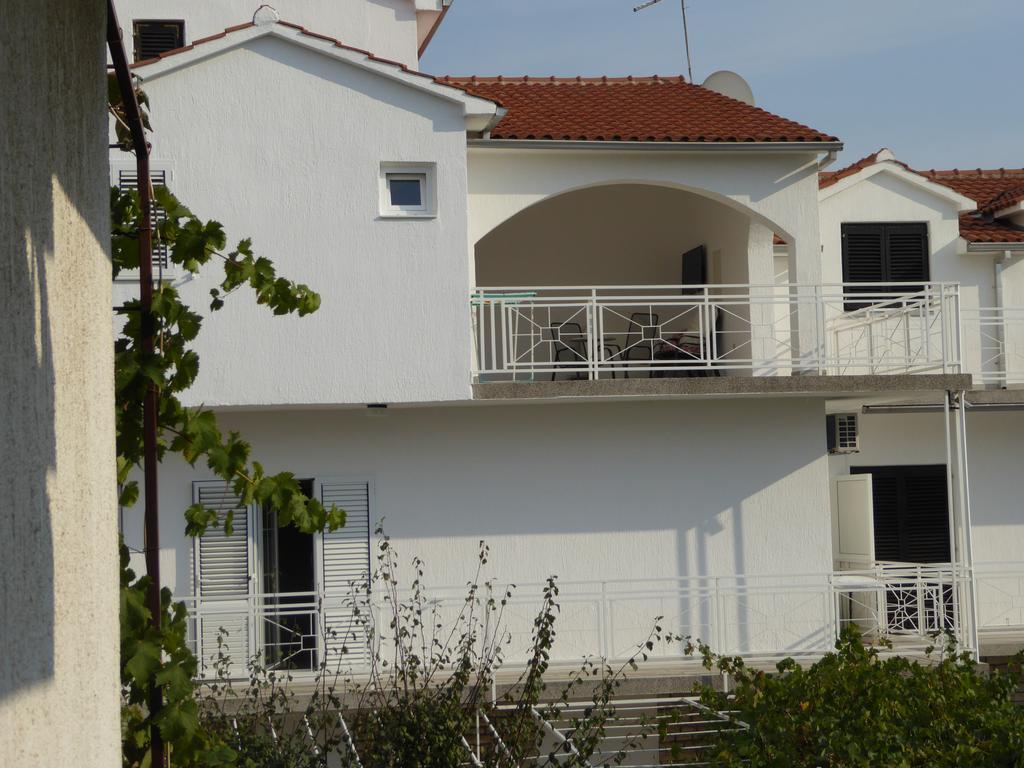 Apartments Bojanic Vodice Extérieur photo